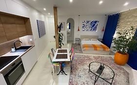 Studio 11 Bis